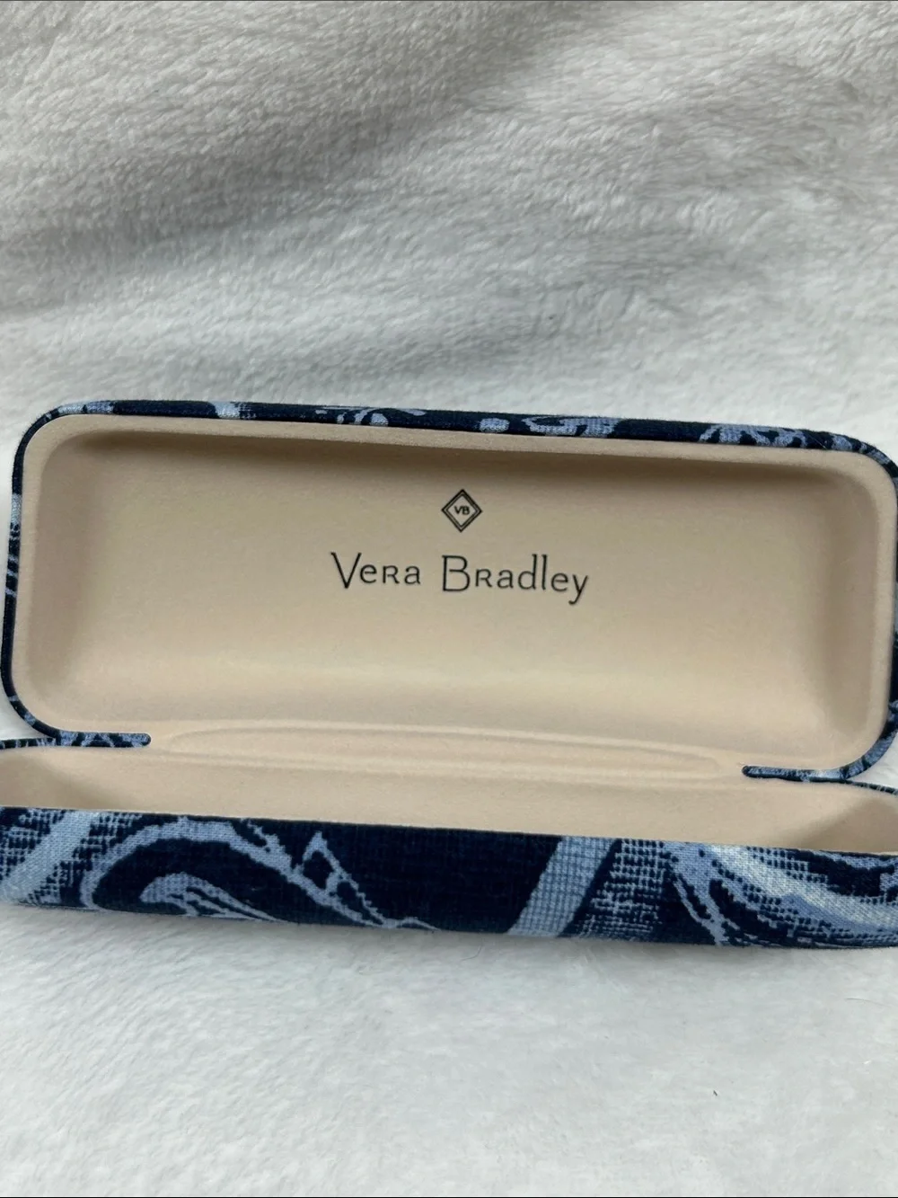 Vera Bradley Clam Hard Shell Eyeglasses Case Sunglasses Blue Paisley